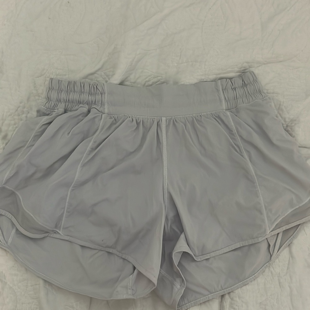 White lululemon Hotty hots, size 8, and high rise